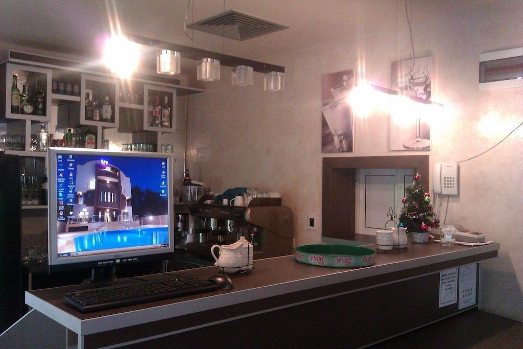 Guesthouse Vila Dnd 니슈카 바냐 외부 사진