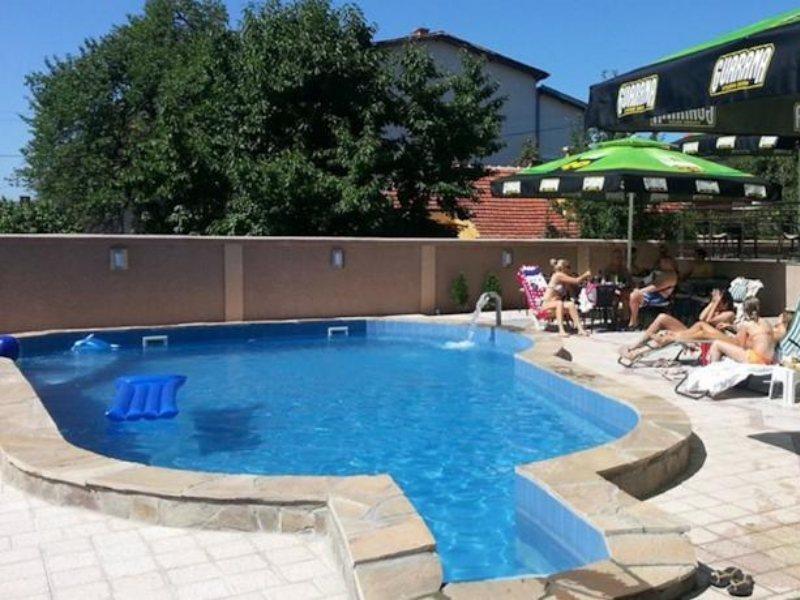 Guesthouse Vila Dnd 니슈카 바냐 외부 사진