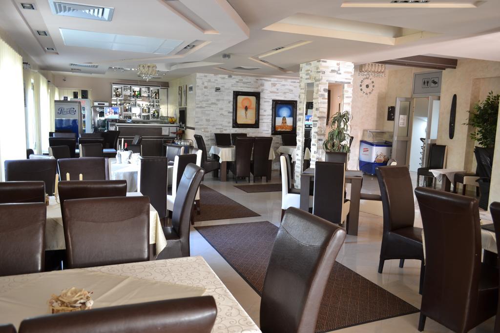 Guesthouse Vila Dnd 니슈카 바냐 외부 사진