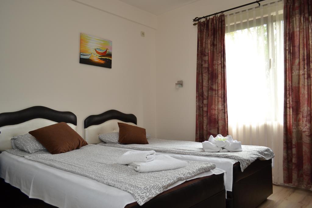 Guesthouse Vila Dnd 니슈카 바냐 외부 사진